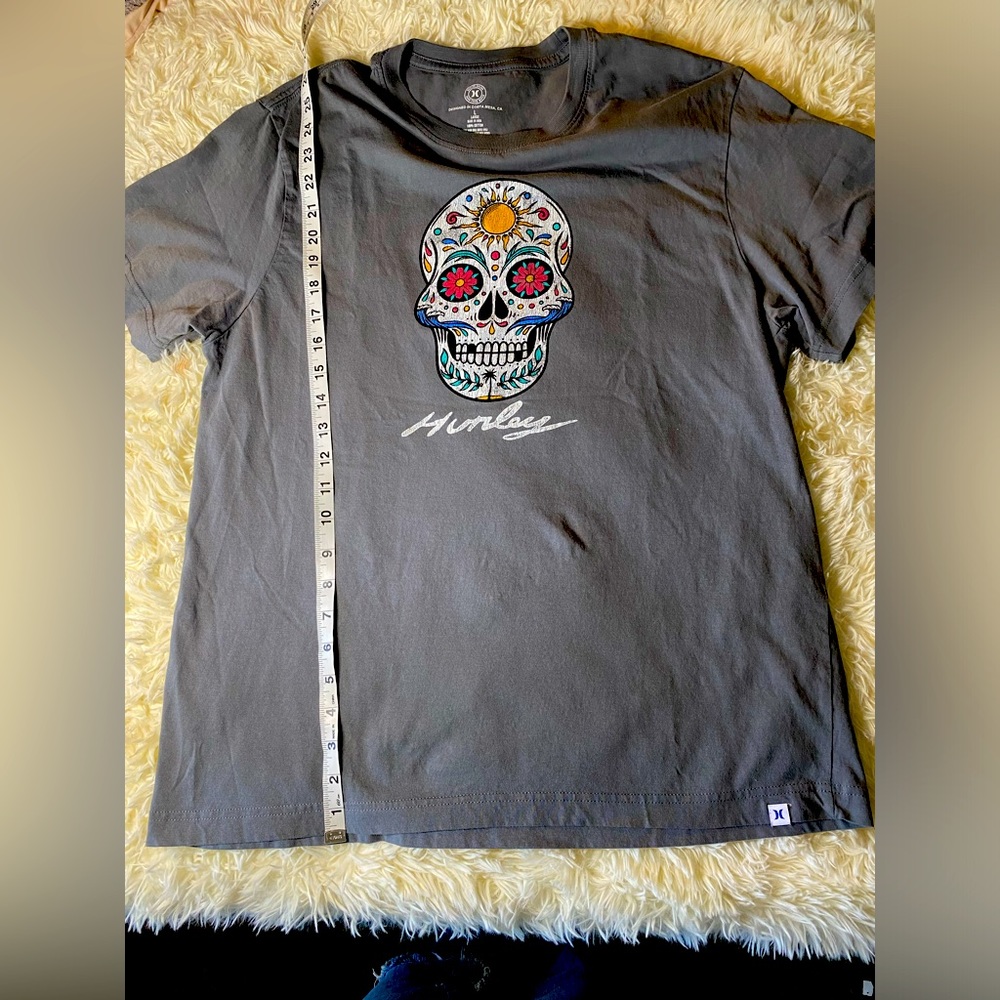 Men's Hurley T-Shirt Gray- Large-  Skeleton classic graphic